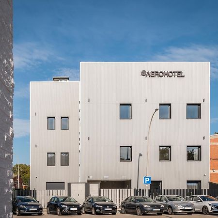 Aerohotel Barcelona Airport 24H El Prat de Llobregat Bagian luar foto